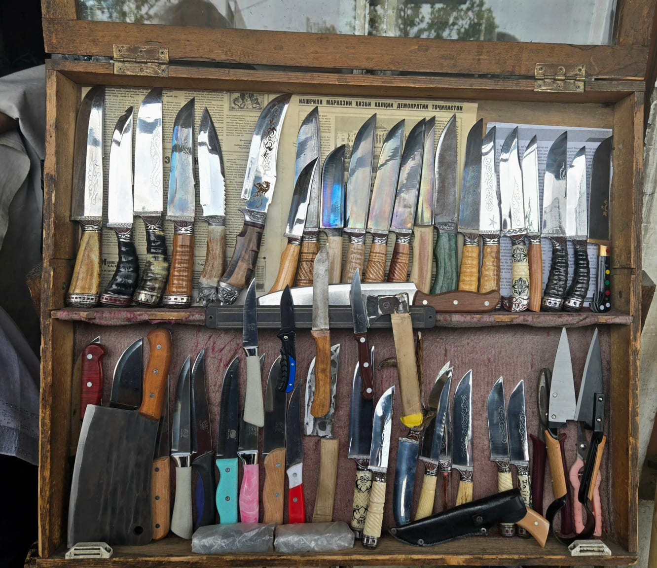tjk_katanas.jpg