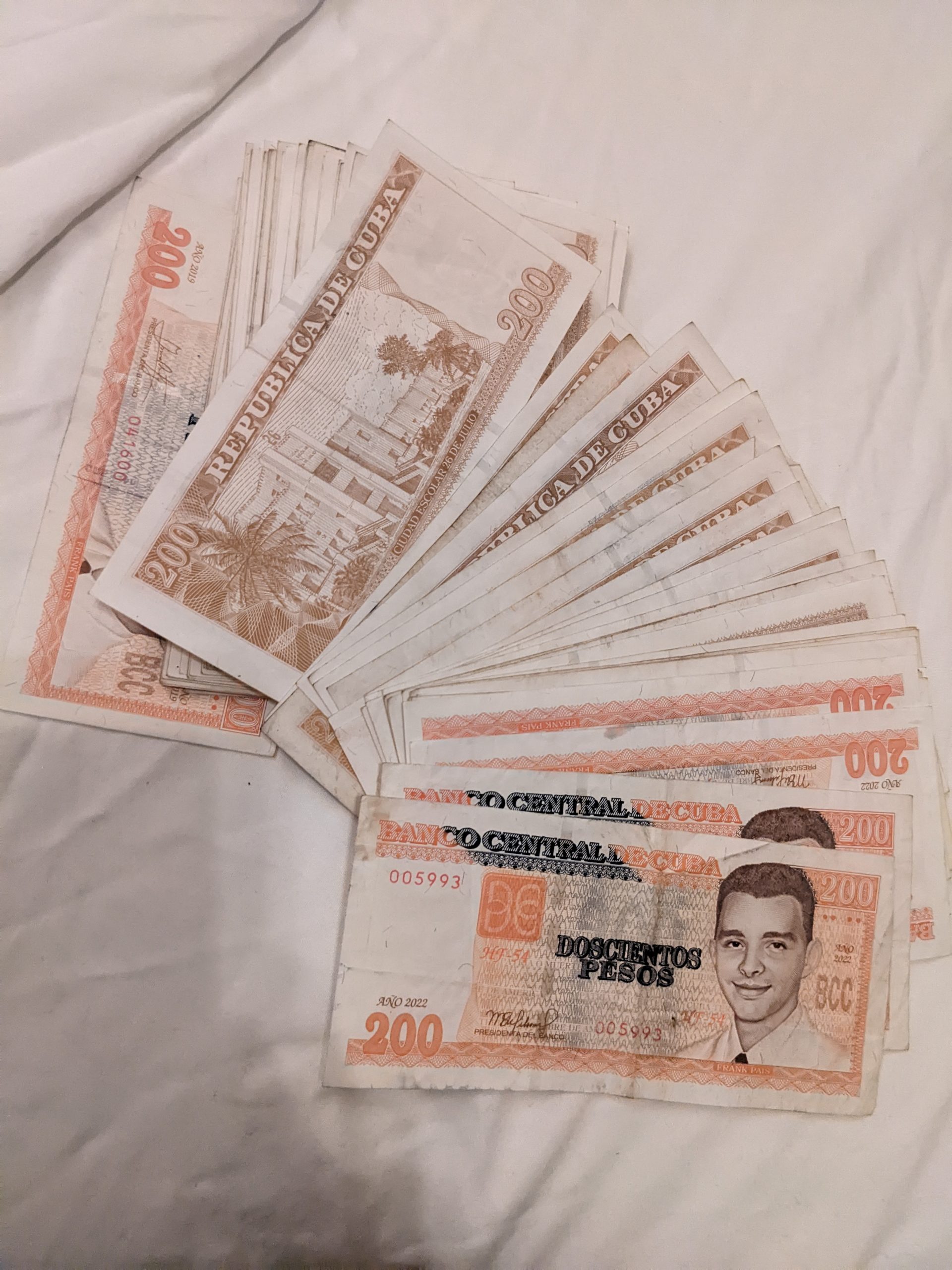 cuban_currency.jpg