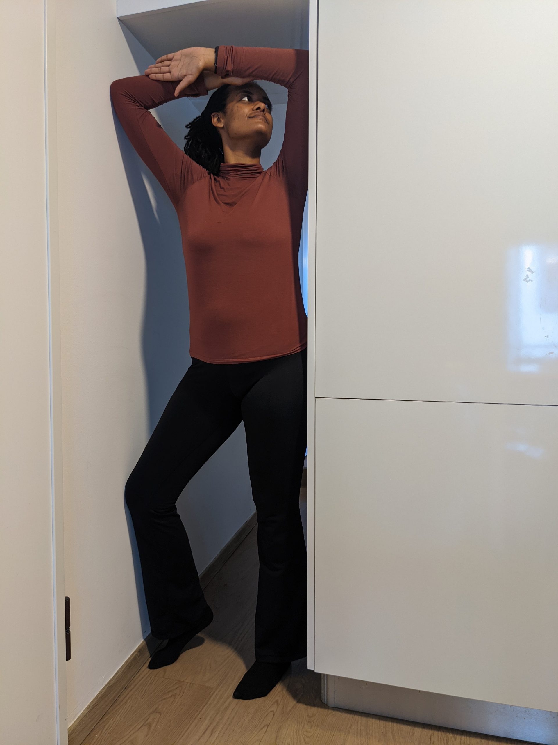 narrow_hall.jpg
